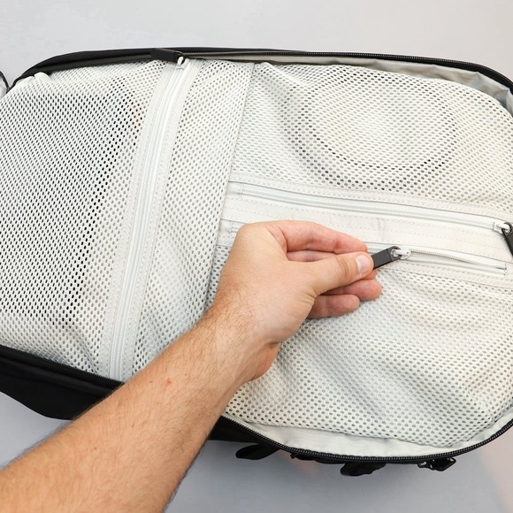 Tortuga Outbreaker Backpack 35L Black Laptop Travel International Carry-on - Picture 9 of 10